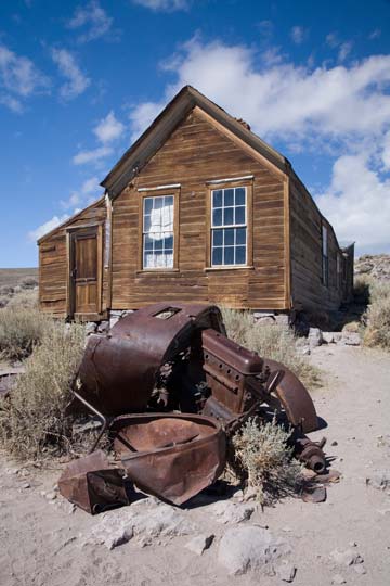 Metzger House & Old Truck