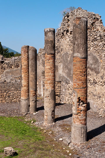 Pompeii Columns
