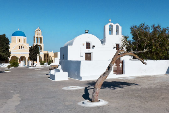 Oia Churches